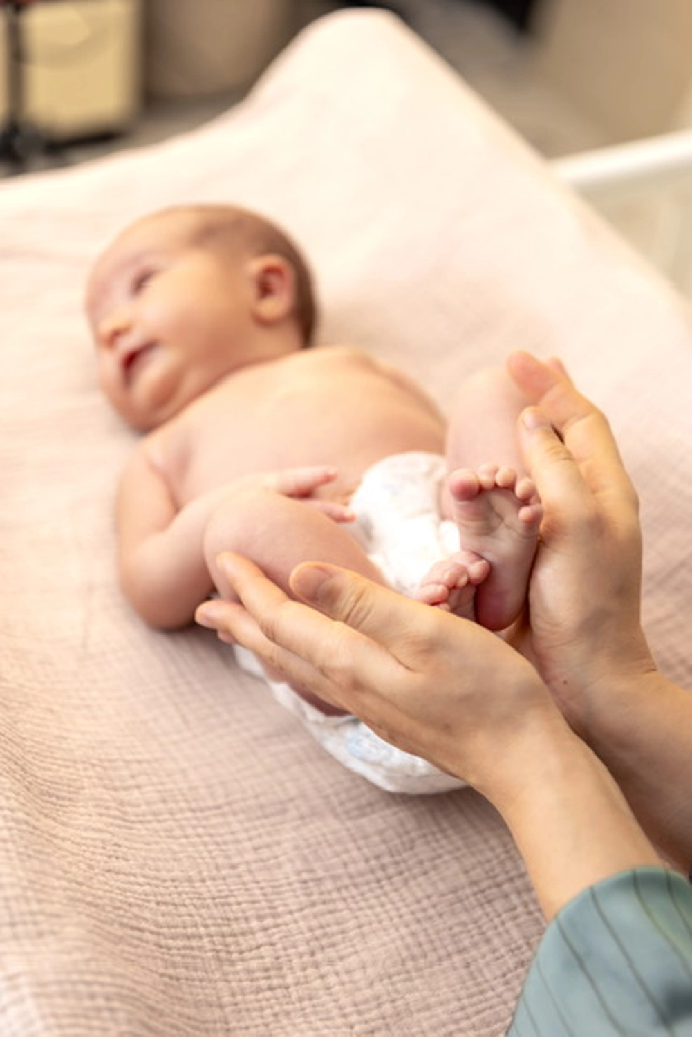 Lena Karpfinge, Hebamme Ergoldsbach Hebamme  ,Geburtsvorbereitung  ,Schwangerschaft Betreuung  ,Wochenbett Betreuung  ,Rückbildungskurs  ,Beckenbodentraining  ,Stillberatung  ,Geburtsbegleitung